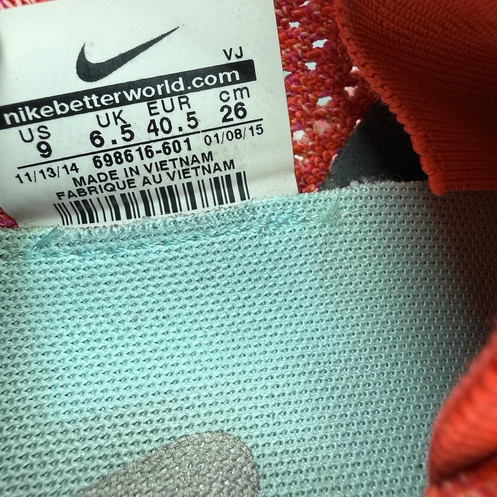 Nike women lightweight breathable